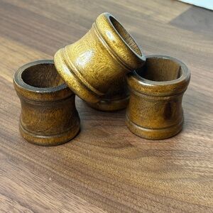 Vintage Wooden Napkin Rings Wood Retro Farmhouse Rustic Set of Four
